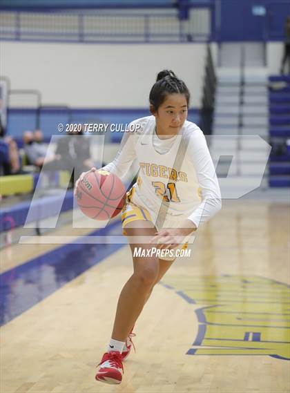 Thumbnail 1 in Westlake vs. Orem photogallery.