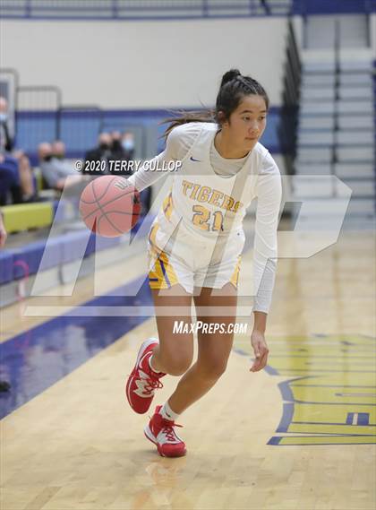 Thumbnail 2 in Westlake vs. Orem photogallery.