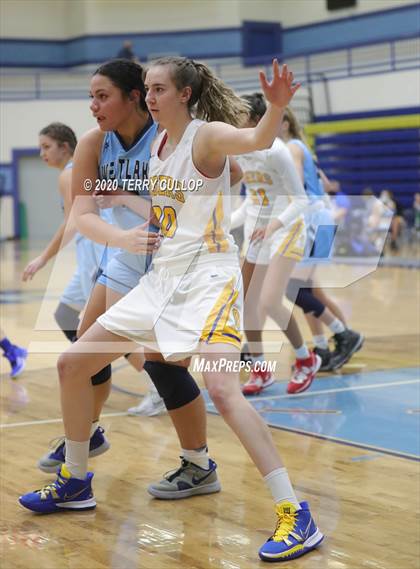 Thumbnail 3 in Westlake vs. Orem photogallery.