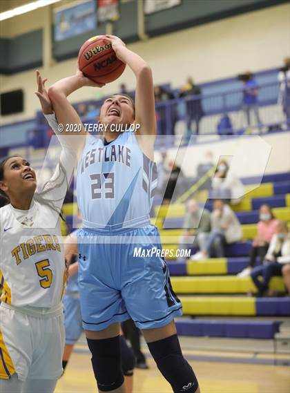 Thumbnail 3 in Westlake vs. Orem photogallery.