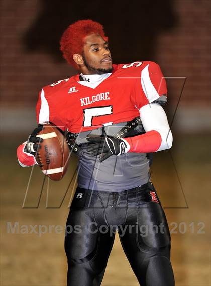 Thumbnail 3 in Kilgore vs. Stephenville (UIL 3A Division 1 Semifinals) photogallery.
