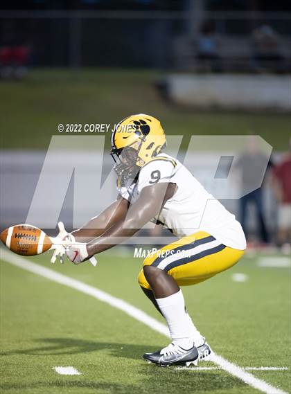 Thumbnail 2 in Valdosta vs Warner Robins  photogallery.