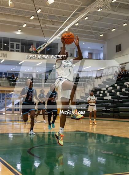 Thumbnail 2 in Carver @ Morrow photogallery.