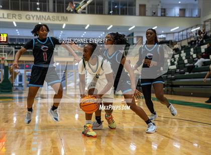 Thumbnail 2 in Carver @ Morrow photogallery.