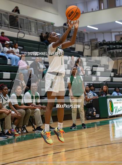 Thumbnail 3 in Carver @ Morrow photogallery.