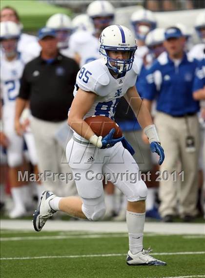 Thumbnail 1 in St. Xavier vs. Pickerington Central (Kirk Herbstreit National Kickoff Classic) photogallery.