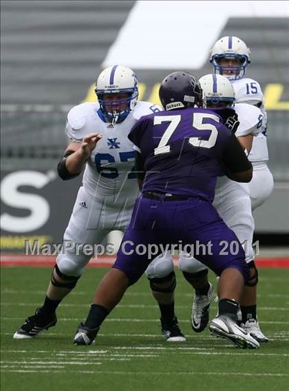 Thumbnail 2 in St. Xavier vs. Pickerington Central (Kirk Herbstreit National Kickoff Classic) photogallery.