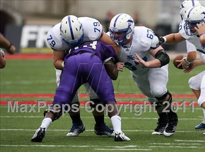 Thumbnail 3 in St. Xavier vs. Pickerington Central (Kirk Herbstreit National Kickoff Classic) photogallery.