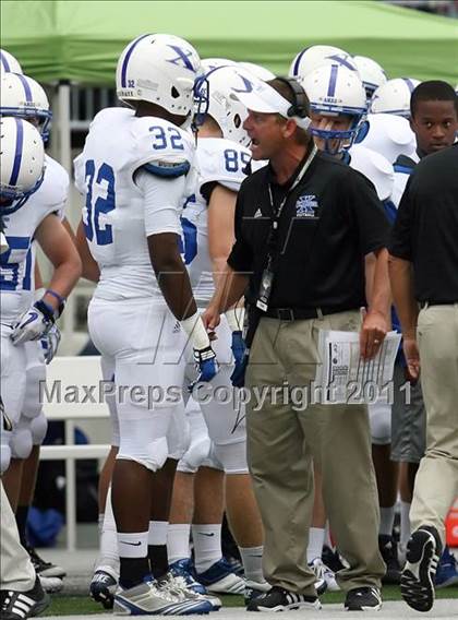 Thumbnail 2 in St. Xavier vs. Pickerington Central (Kirk Herbstreit National Kickoff Classic) photogallery.