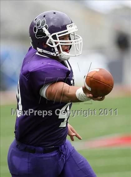 Thumbnail 1 in St. Xavier vs. Pickerington Central (Kirk Herbstreit National Kickoff Classic) photogallery.