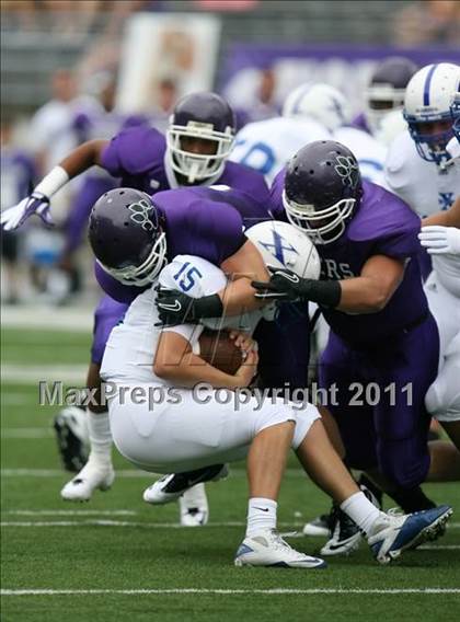 Thumbnail 3 in St. Xavier vs. Pickerington Central (Kirk Herbstreit National Kickoff Classic) photogallery.
