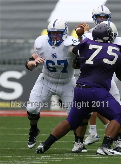 Thumbnail 3 in St. Xavier vs. Pickerington Central (Kirk Herbstreit National Kickoff Classic) photogallery.