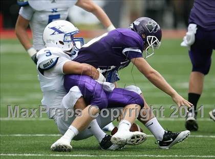 Thumbnail 2 in St. Xavier vs. Pickerington Central (Kirk Herbstreit National Kickoff Classic) photogallery.