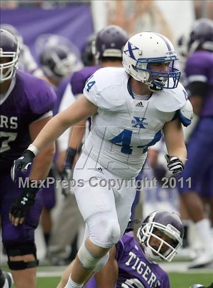 Thumbnail 1 in St. Xavier vs. Pickerington Central (Kirk Herbstreit National Kickoff Classic) photogallery.