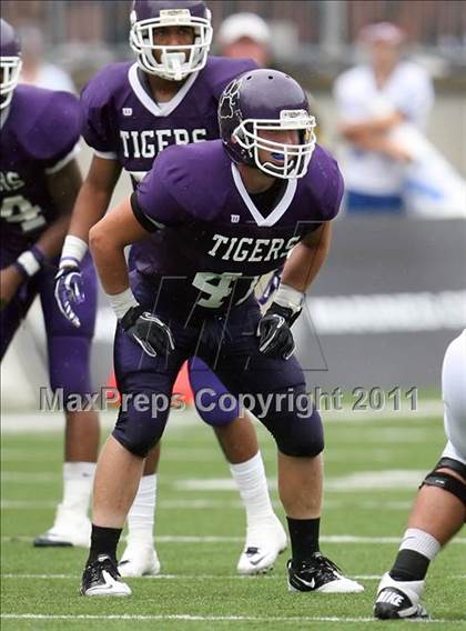 Thumbnail 1 in St. Xavier vs. Pickerington Central (Kirk Herbstreit National Kickoff Classic) photogallery.