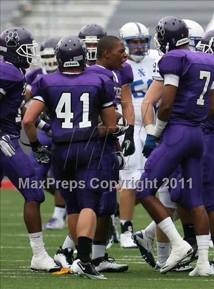 Thumbnail 1 in St. Xavier vs. Pickerington Central (Kirk Herbstreit National Kickoff Classic) photogallery.