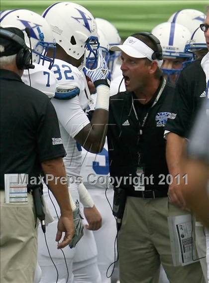 Thumbnail 1 in St. Xavier vs. Pickerington Central (Kirk Herbstreit National Kickoff Classic) photogallery.