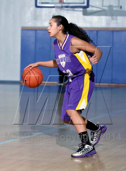 Thumbnail 2 in Lynwood vs. Windward  (Palisades Beach Invitational) photogallery.