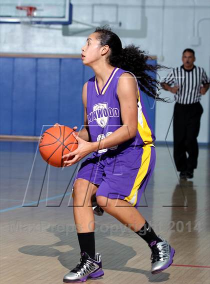 Thumbnail 1 in Lynwood vs. Windward  (Palisades Beach Invitational) photogallery.