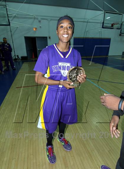 Thumbnail 3 in Lynwood vs. Windward  (Palisades Beach Invitational) photogallery.