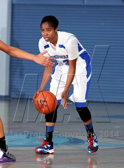 Thumbnail 1 in Lynwood vs. Windward  (Palisades Beach Invitational) photogallery.
