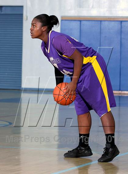 Thumbnail 1 in Lynwood vs. Windward  (Palisades Beach Invitational) photogallery.