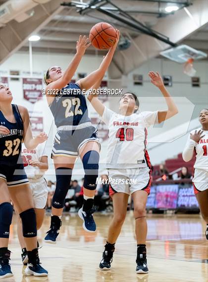 Thumbnail 2 in Stevens vs. Highland Park (46TH ANNUAL BARBARA HARVEY JAGUAR CLASSIC) photogallery.