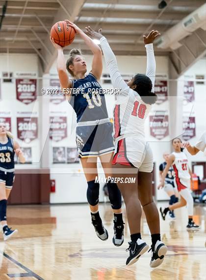 Thumbnail 1 in Stevens vs. Highland Park (46TH ANNUAL BARBARA HARVEY JAGUAR CLASSIC) photogallery.