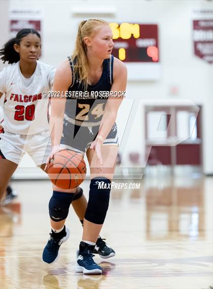 Thumbnail 3 in Stevens vs. Highland Park (46TH ANNUAL BARBARA HARVEY JAGUAR CLASSIC) photogallery.