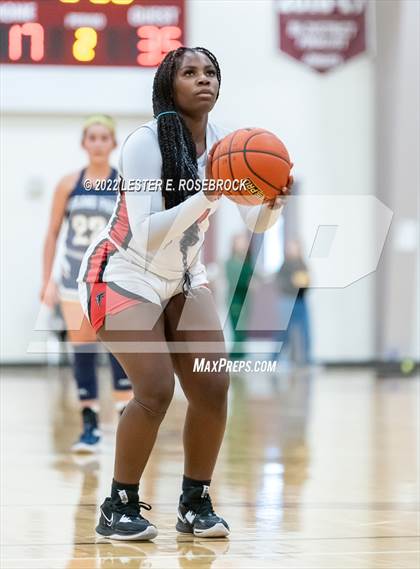 Thumbnail 2 in Stevens vs. Highland Park (46TH ANNUAL BARBARA HARVEY JAGUAR CLASSIC) photogallery.