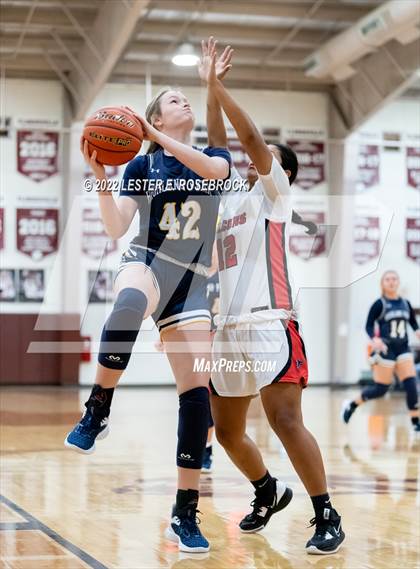 Thumbnail 3 in Stevens vs. Highland Park (46TH ANNUAL BARBARA HARVEY JAGUAR CLASSIC) photogallery.