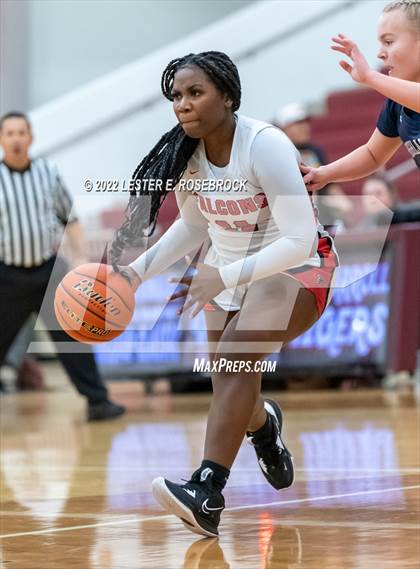 Thumbnail 3 in Stevens vs. Highland Park (46TH ANNUAL BARBARA HARVEY JAGUAR CLASSIC) photogallery.