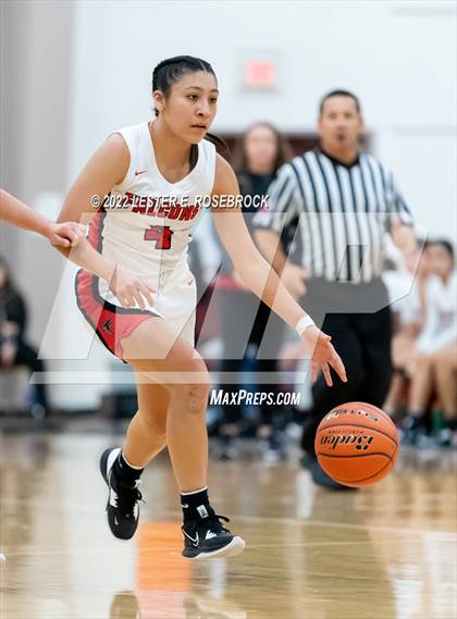 Thumbnail 2 in Stevens vs. Highland Park (46TH ANNUAL BARBARA HARVEY JAGUAR CLASSIC) photogallery.