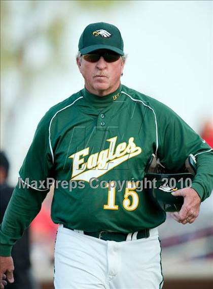 Thumbnail 2 in Redlands East Valley vs. Eisenhower (County Clash) photogallery.