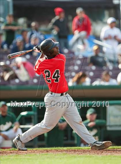 Thumbnail 1 in Redlands East Valley vs. Eisenhower (County Clash) photogallery.
