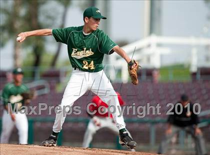 Thumbnail 3 in Redlands East Valley vs. Eisenhower (County Clash) photogallery.
