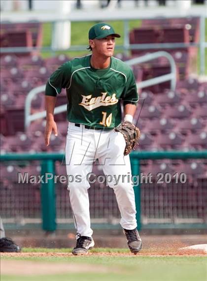 Thumbnail 1 in Redlands East Valley vs. Eisenhower (County Clash) photogallery.