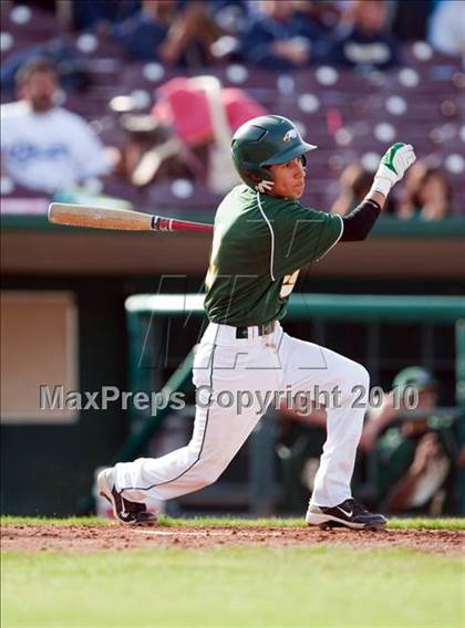 Thumbnail 3 in Redlands East Valley vs. Eisenhower (County Clash) photogallery.