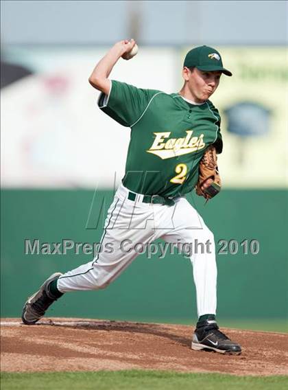Thumbnail 1 in Redlands East Valley vs. Eisenhower (County Clash) photogallery.