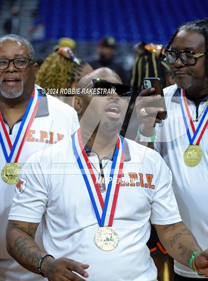 Thumbnail 3 in Ellison vs. Lancaster (UIL 5A Basketball Final Medal Ceremony) photogallery.