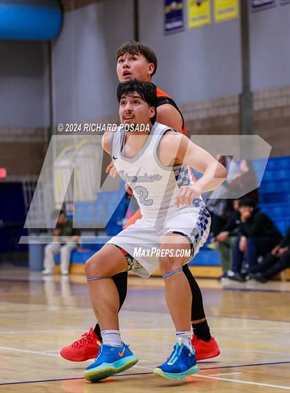 Thumbnail 2 in Selma vs. Atwater photogallery.