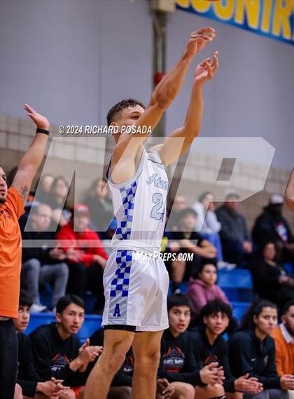 Thumbnail 1 in Selma vs. Atwater photogallery.