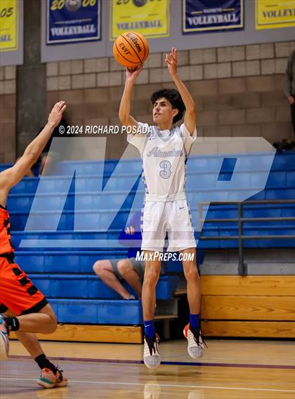 Thumbnail 3 in Selma vs. Atwater photogallery.