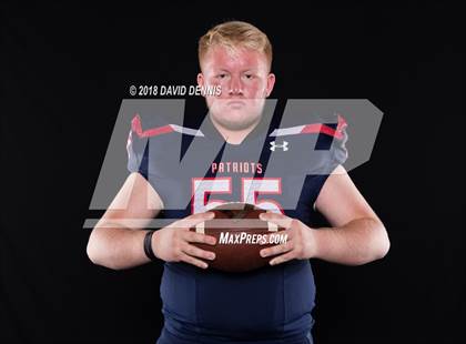 Thumbnail 1 in Liberty Senior Photos photogallery.