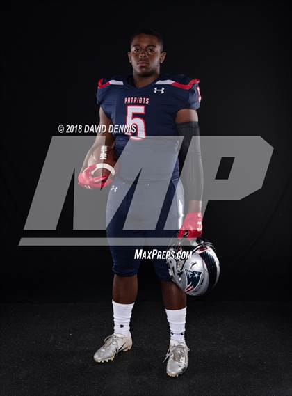 Thumbnail 3 in Liberty Senior Photos photogallery.