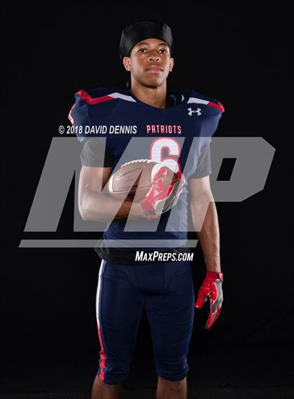 Thumbnail 1 in Liberty Senior Photos photogallery.
