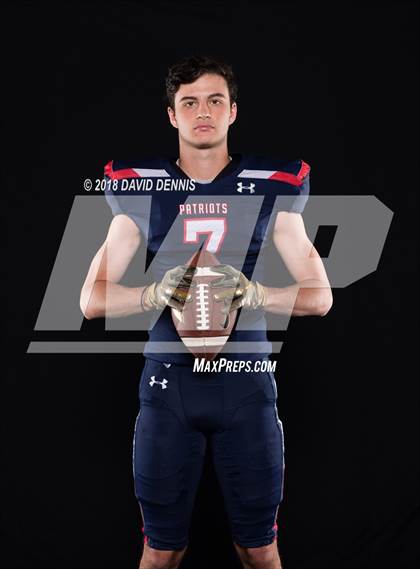 Thumbnail 2 in Liberty Senior Photos photogallery.