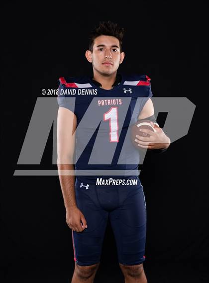Thumbnail 1 in Liberty Senior Photos photogallery.