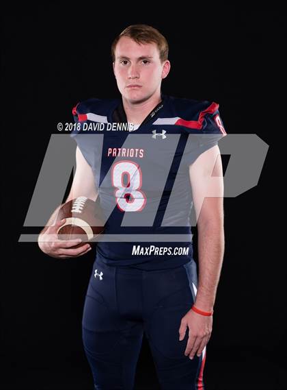 Thumbnail 3 in Liberty Senior Photos photogallery.