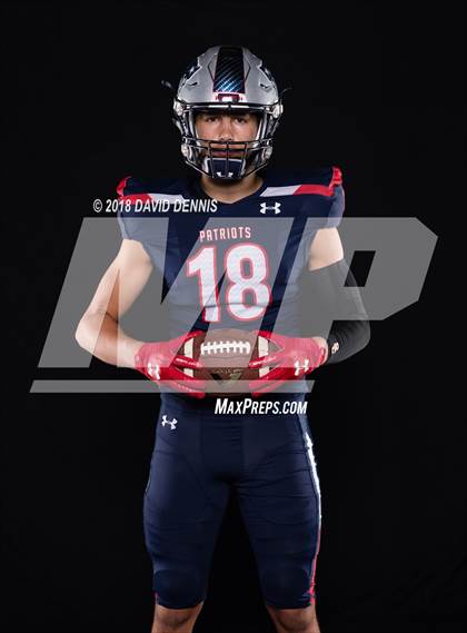Thumbnail 1 in Liberty Senior Photos photogallery.